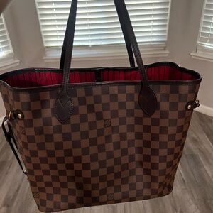 Never full Louis Vuitton tote hand bag
